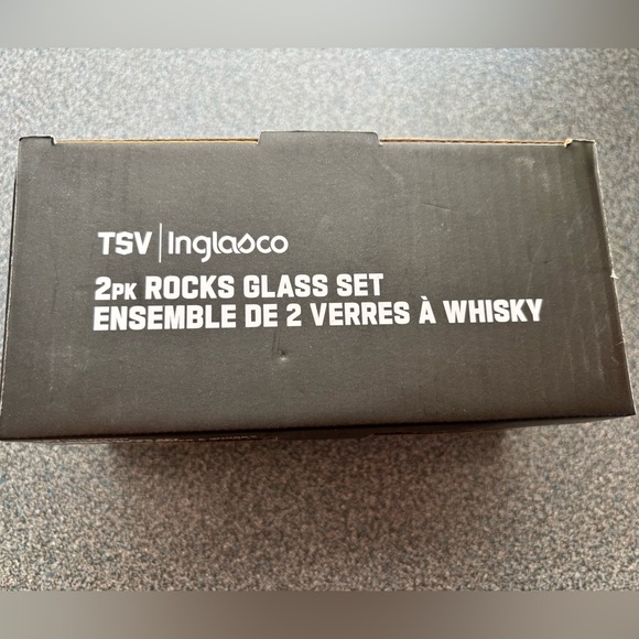 Calgary Flames 2 piece Rocks Glass Set - Picture 2 of 3